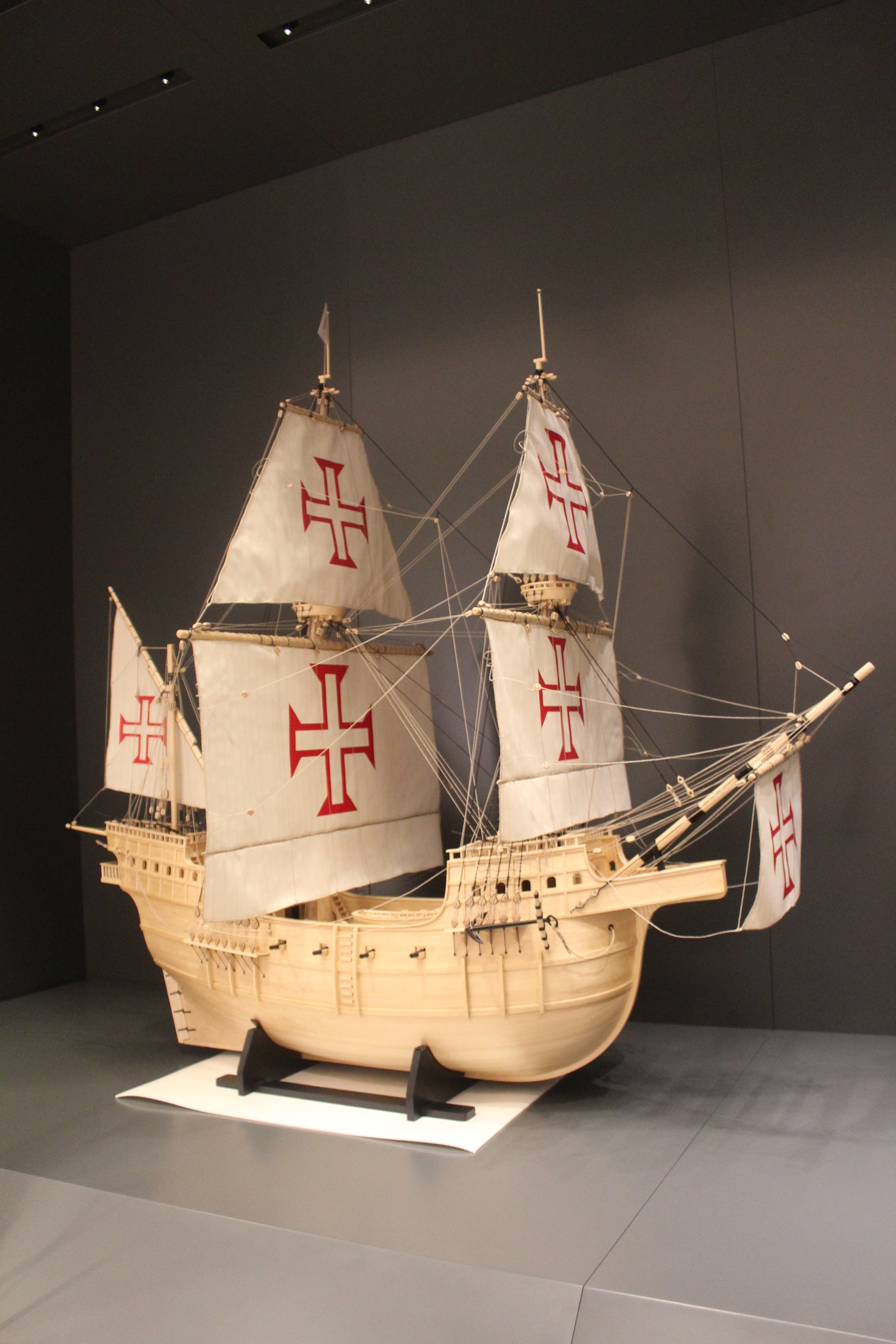Carlos Montalvao - Model Detail